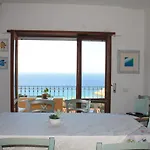 Ferienhaus Girasole Sul Mare, Centre Sea View , Dishwasher, Air Conditioning, Wifi Fibra , Garage Cin