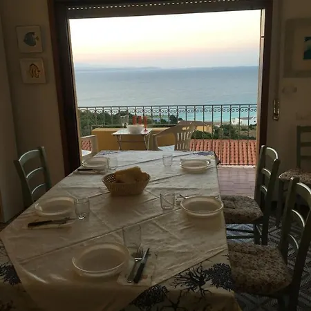 Girasole Sul Mare, Centre Sea View , Dishwasher, Air Conditioning, Wifi Fibra , Garage * Santa Teresa Gallura